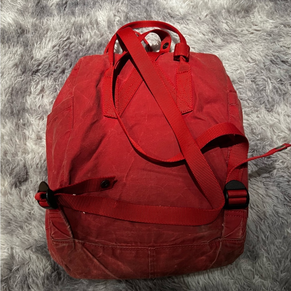 Kånken Red Backpack - Picture 4 of 5
